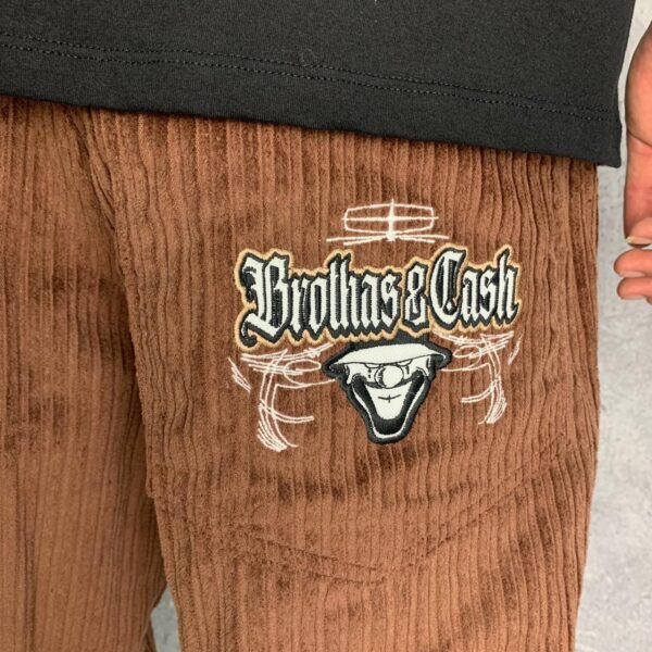 Calça Veludo Cotelê Brothas Cash (Marrom) N40 e N42 - Imagem 5