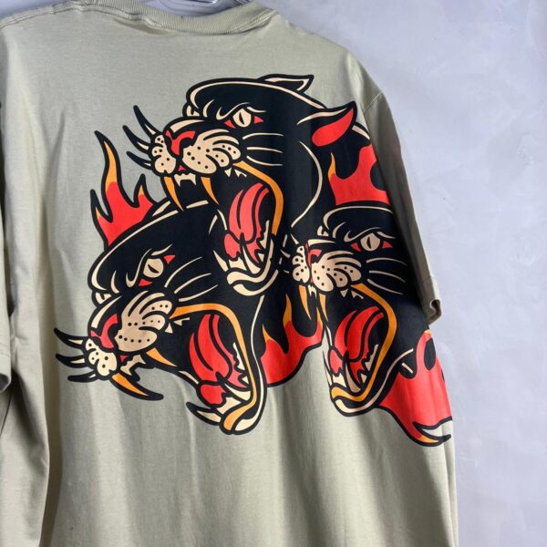 Camisa Chronic `Three Panther` (Caqui) G e GG - Imagem 3