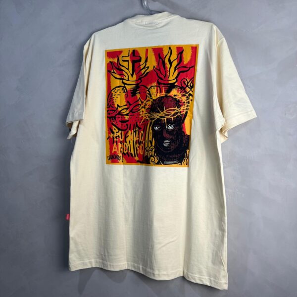Camisa Chronic `Eu não ando só` (Bege) G