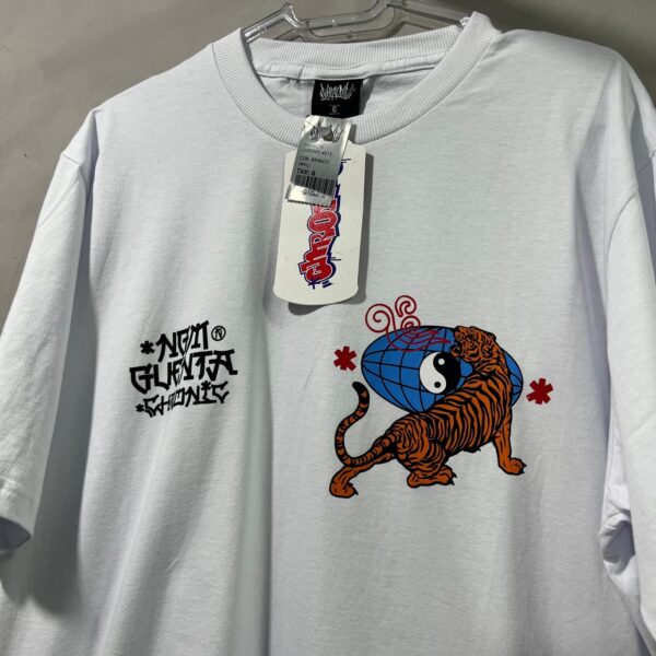 Camisa Chronic `Tigre` (Branco) G e GG - Imagem 2