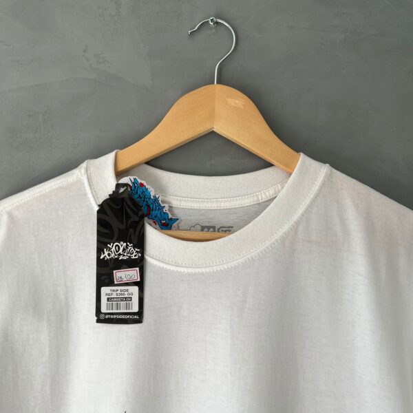 Camisa Oversized Trip Side Shot (Branco) - Imagem 3