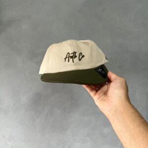 Boné Six Panel Anth (Bege/Verde Musgo)