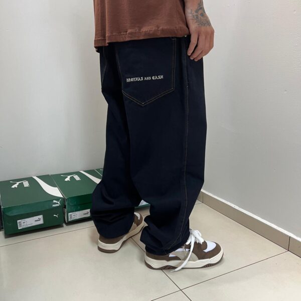 Calça Jeans Balão Patch Brothas Cash - Imagem 3