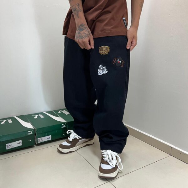 Calça Jeans Balão Patch Brothas Cash